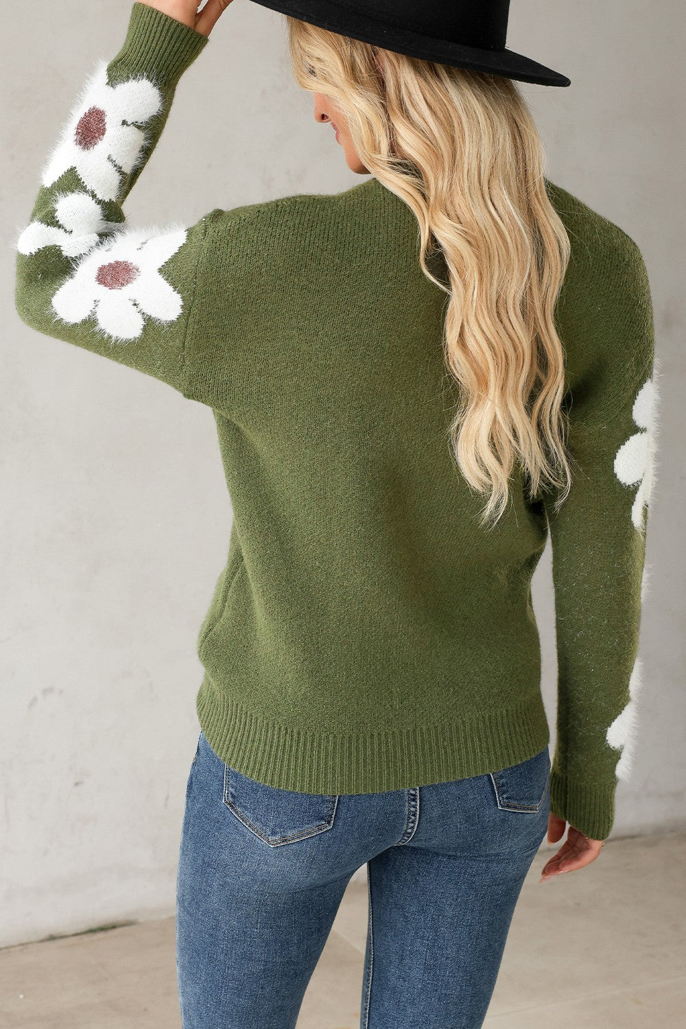 Flower Round Neck Long Sleeve Sweater - The Goddess Galleries