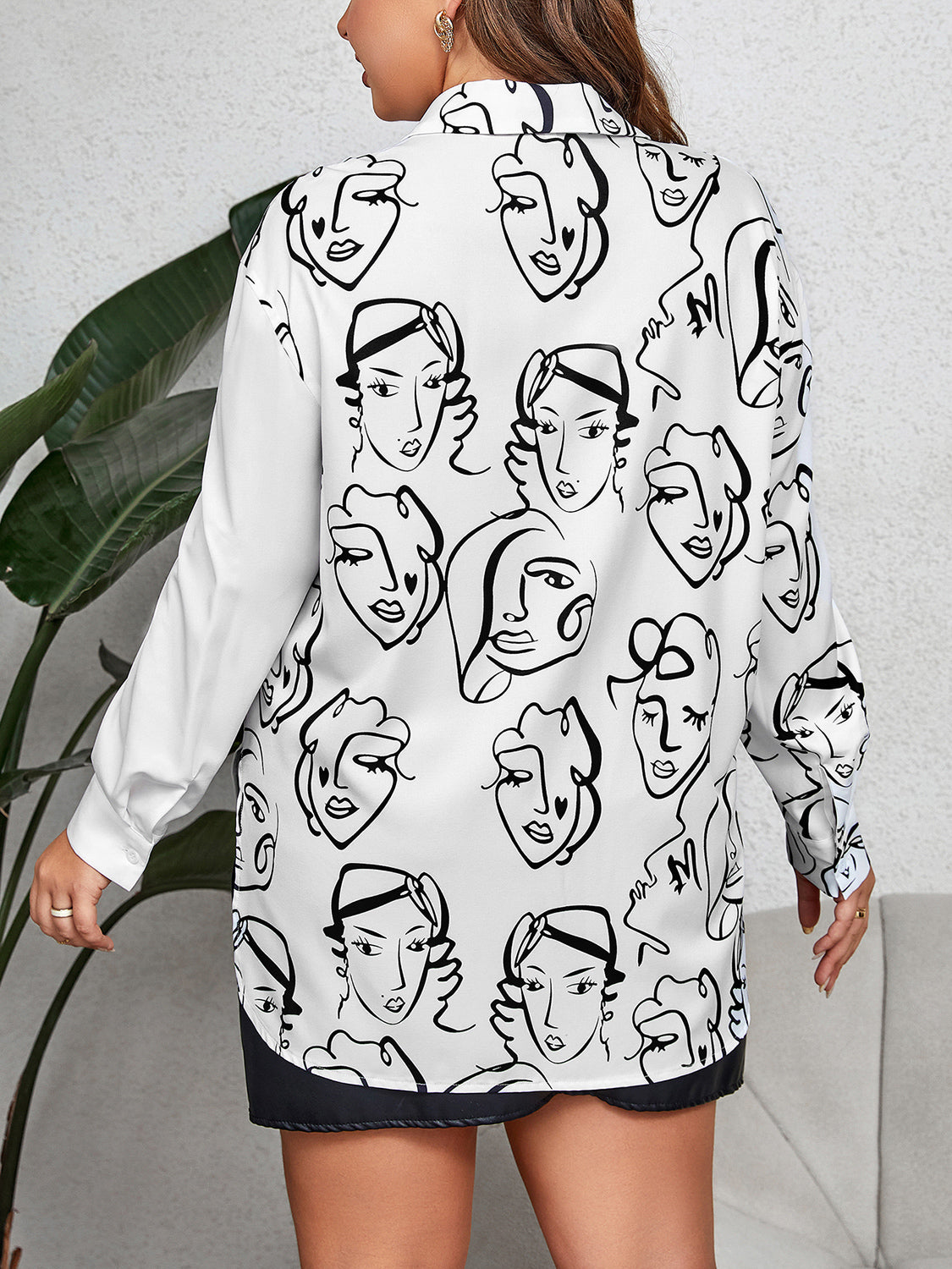 Plus Size Printed Longline Shirt - The Goddess Galleries