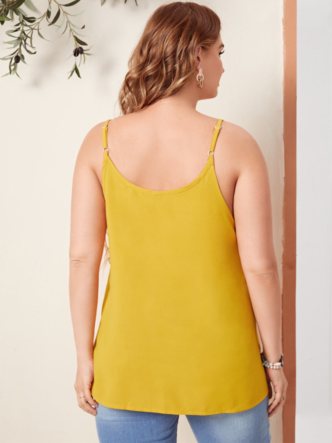 Plus Size Scoop Neck Cami - The Goddess Galleries
