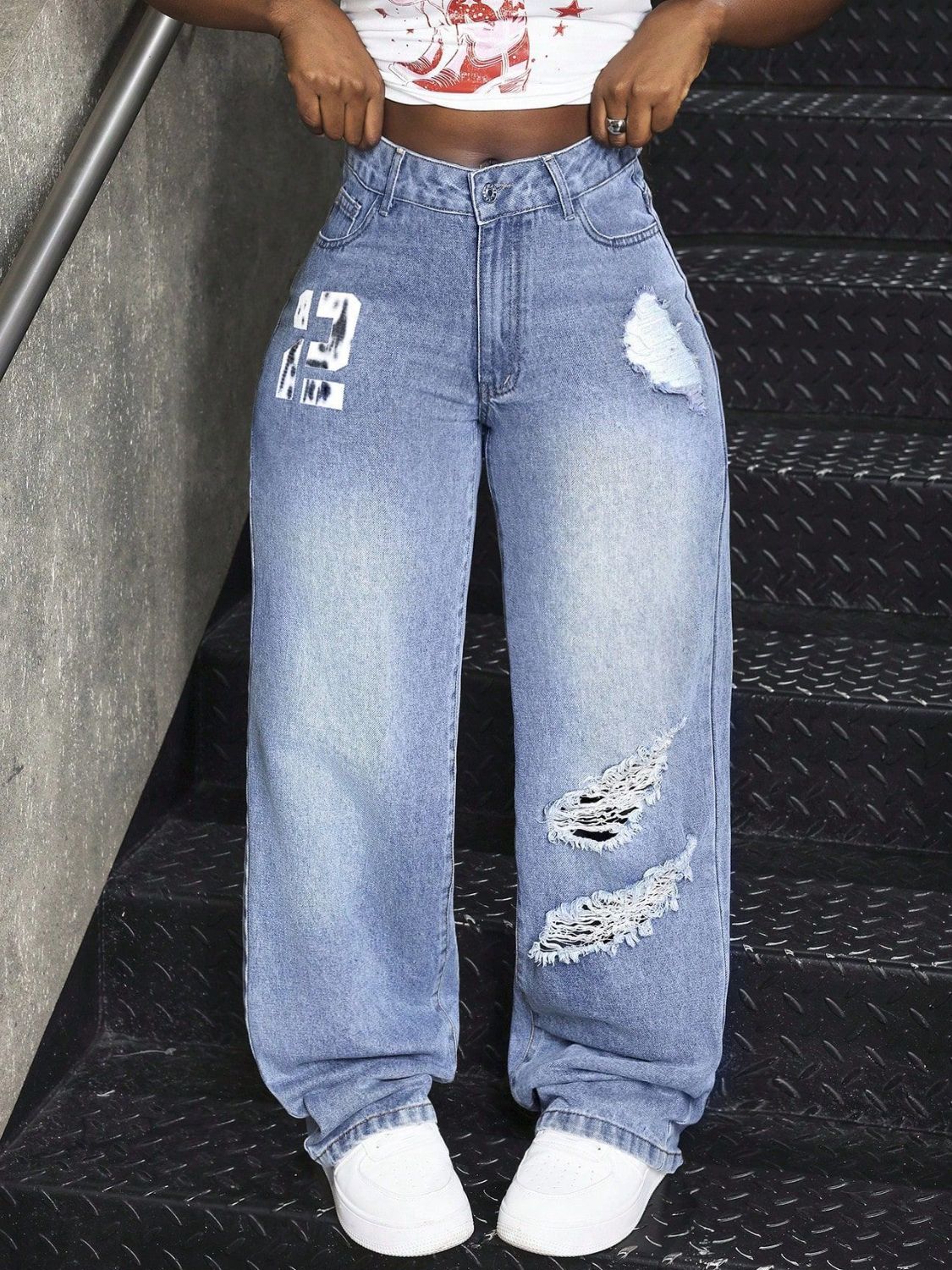 Distressed Wide Leg Jeans - The Goddess Galleries