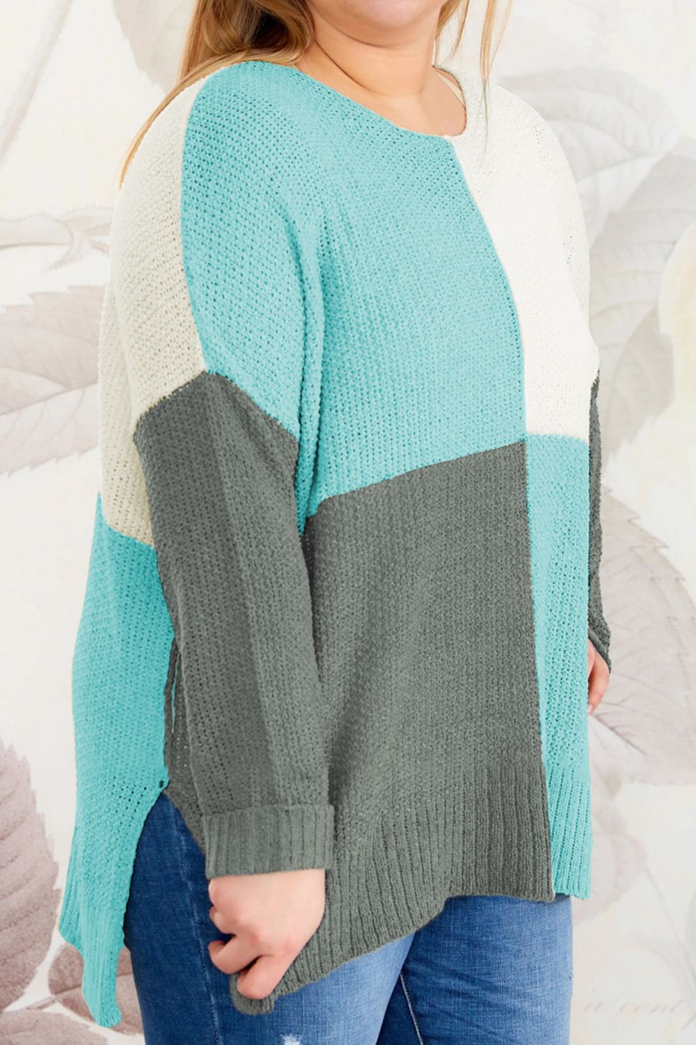 Plus Size Color Block Round Neck Sweater - The Goddess Galleries