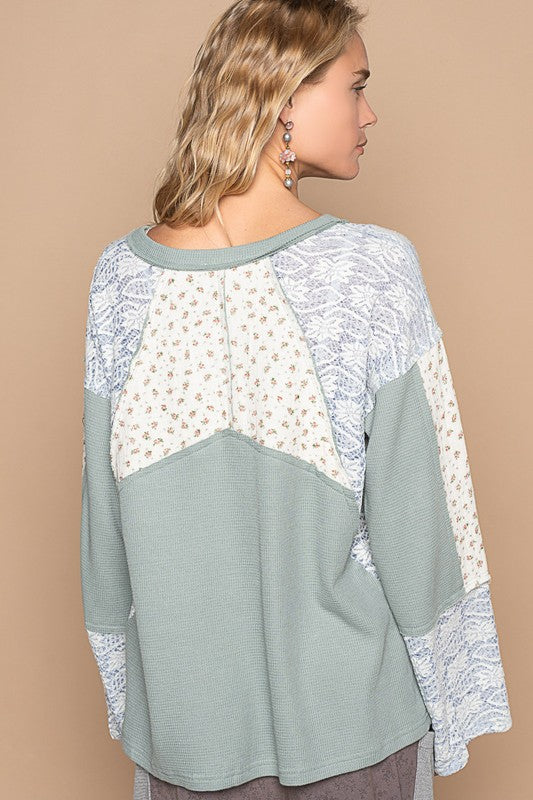 POL Lace Floral Round Neck Knit Top - The Goddess Galleries