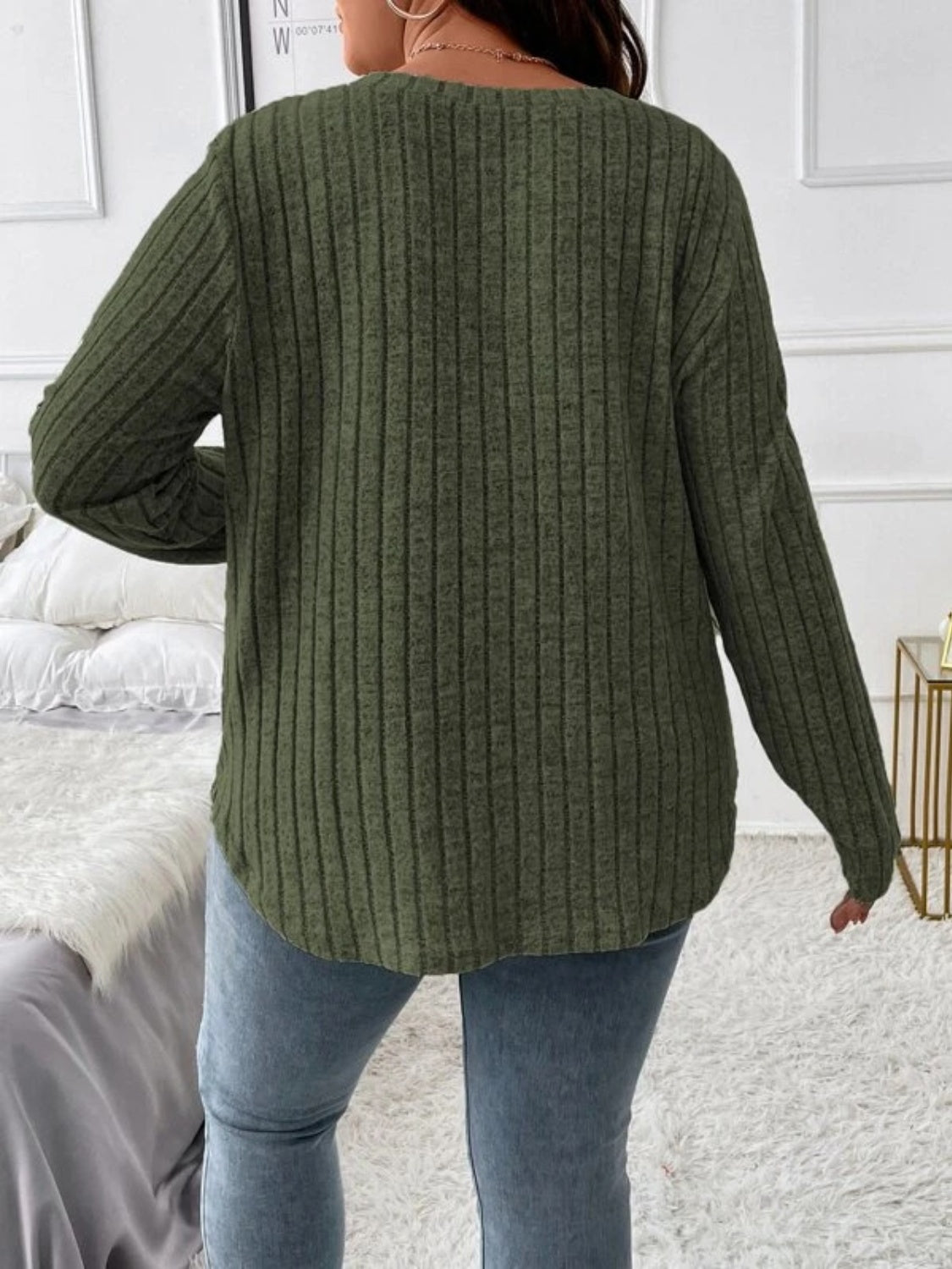 Plus Size V-Neck Long Sleeve T-Shirt - The Goddess Galleries