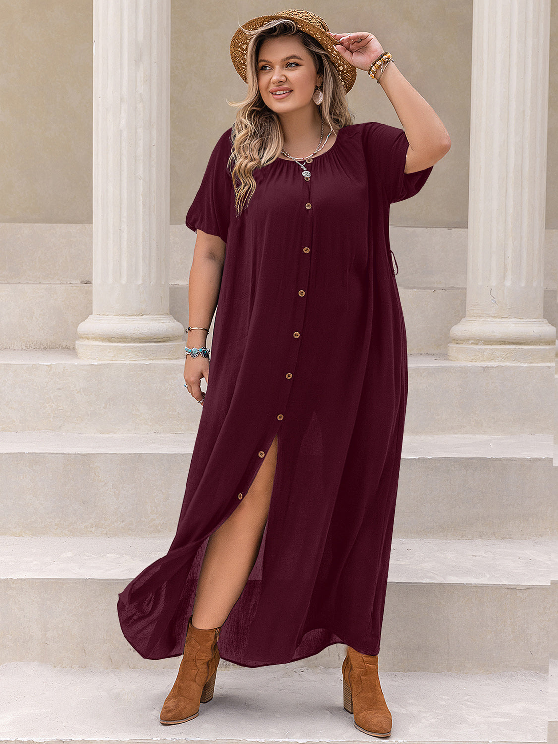 Plus Size Round Neck Half Sleeve Dress - The Goddess Galleries