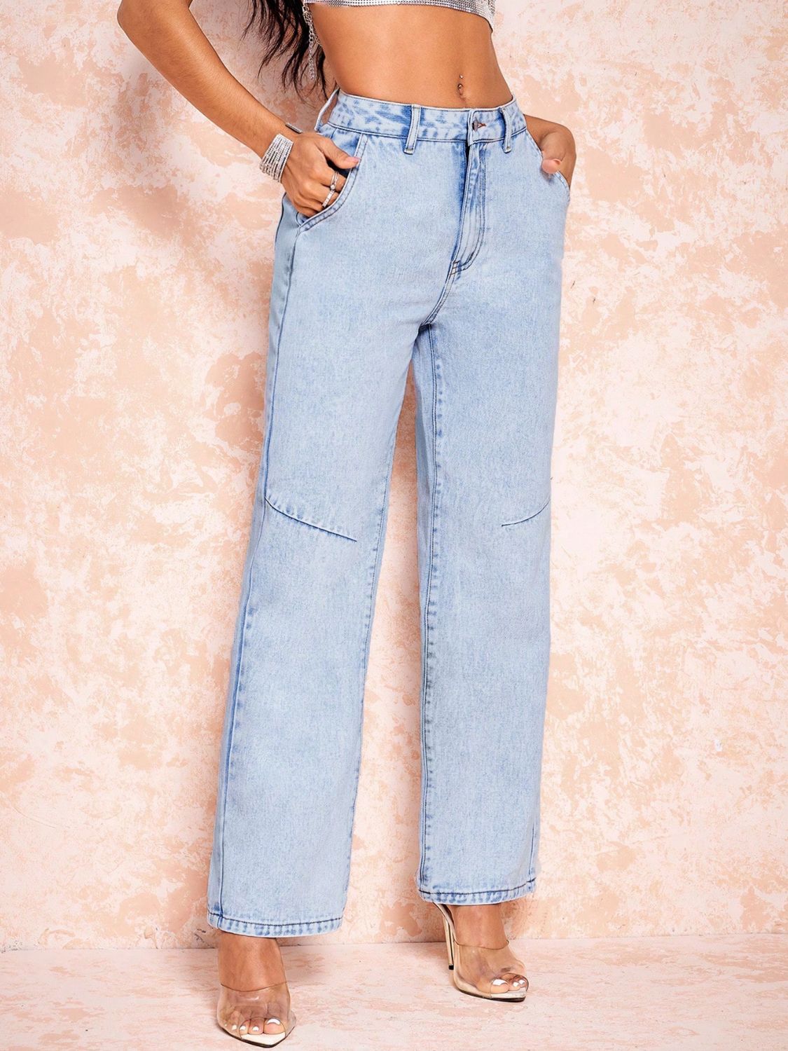 Straight Leg Jeans with Pockets - The Goddess Galleries