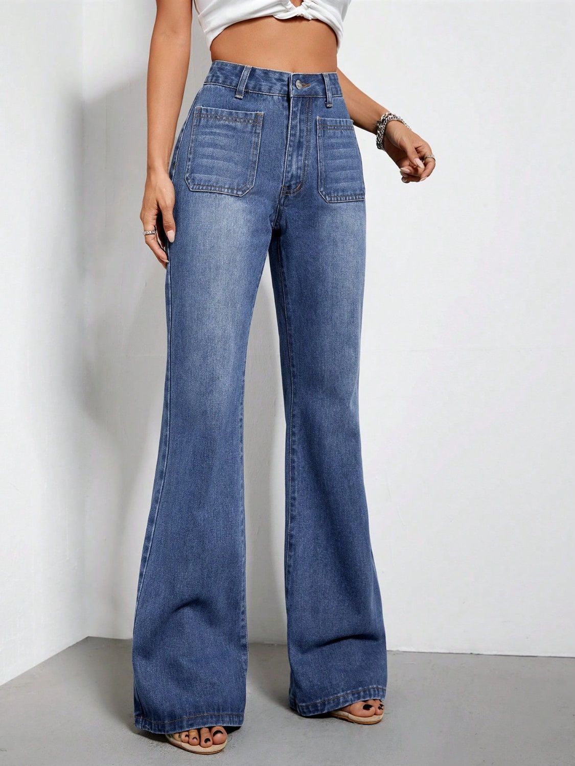 Bootcut Jeans with Pockets - The Goddess Galleries