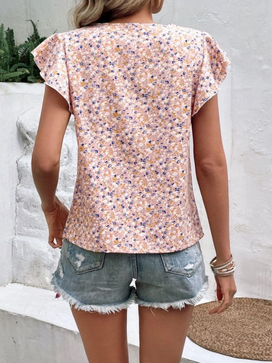 Ditsy Floral Round Neck Cap Sleeve Top - The Goddess Galleries