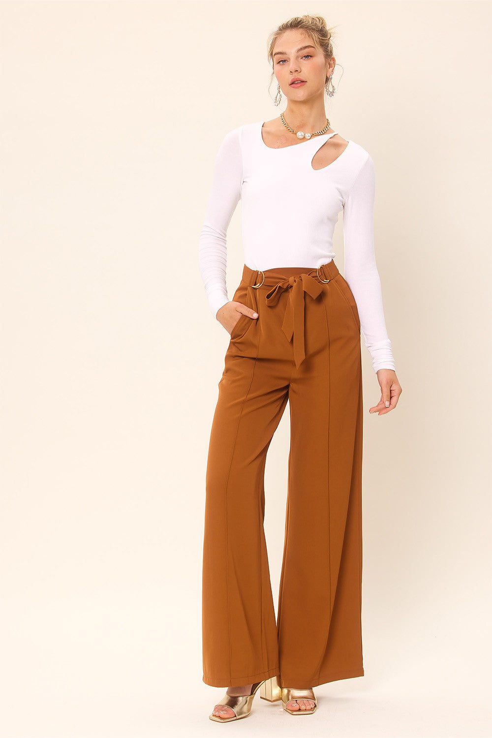 Idem Ditto Front Cut Out Long Sleeve Knit Top - The Goddess Galleries