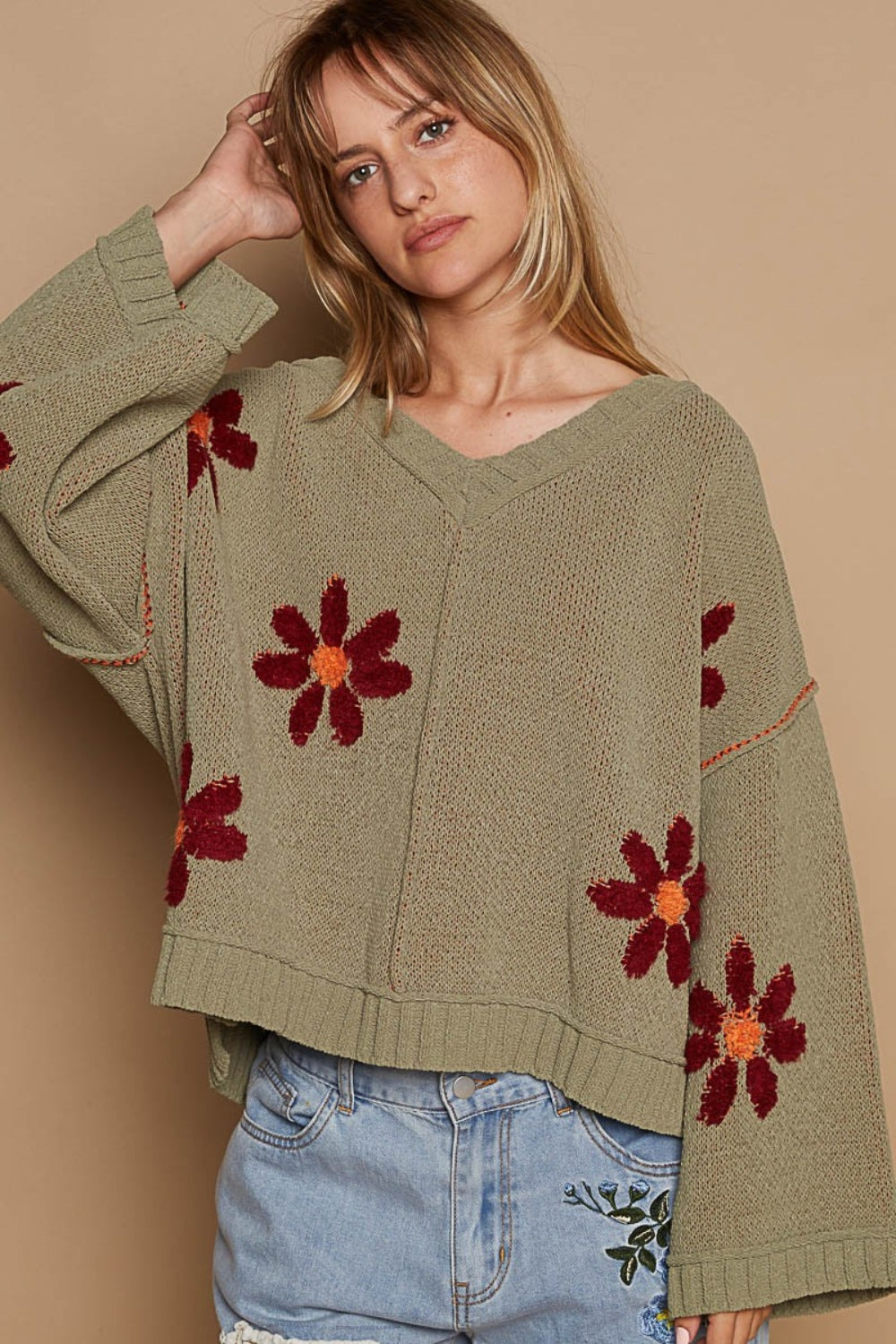 POL V-Neck Floral Pattern Chenille Sweater - The Goddess Galleries