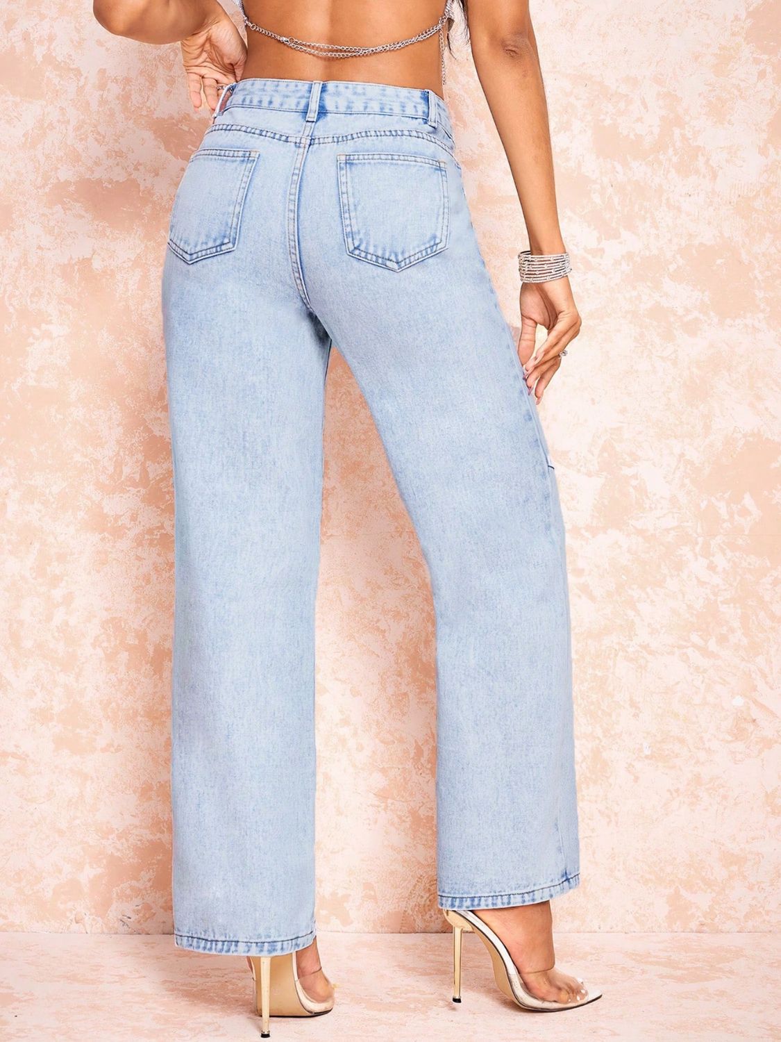 Straight Leg Jeans with Pockets - The Goddess Galleries