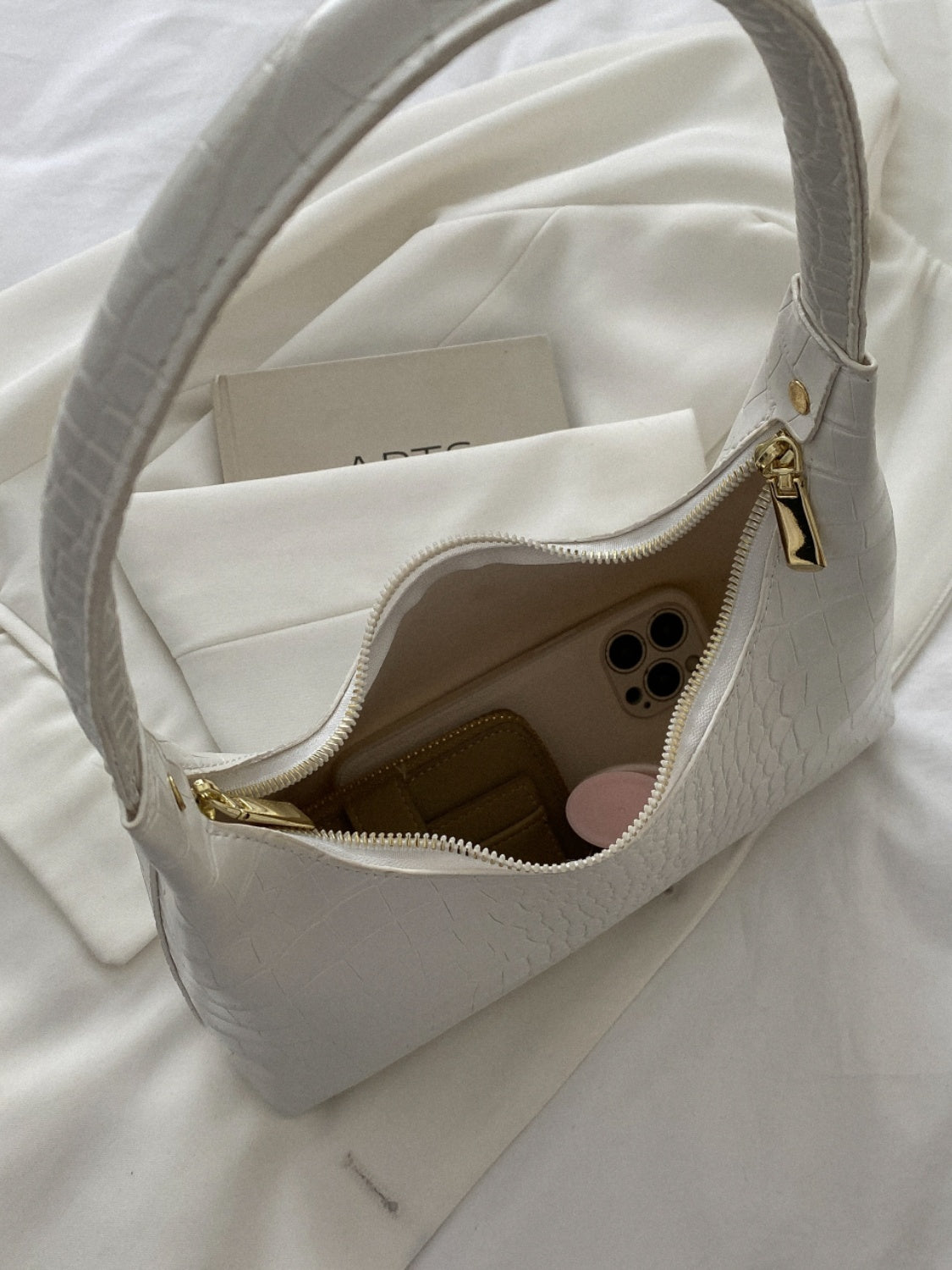 Crocodile Grain Shoulder Bag - The Goddess Galleries