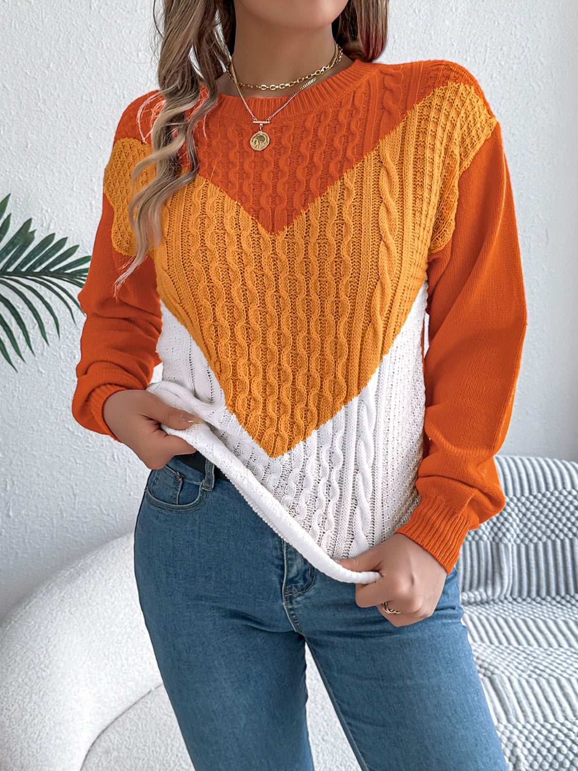 Contrast Round Neck Long Sleeve Sweater - The Goddess Galleries