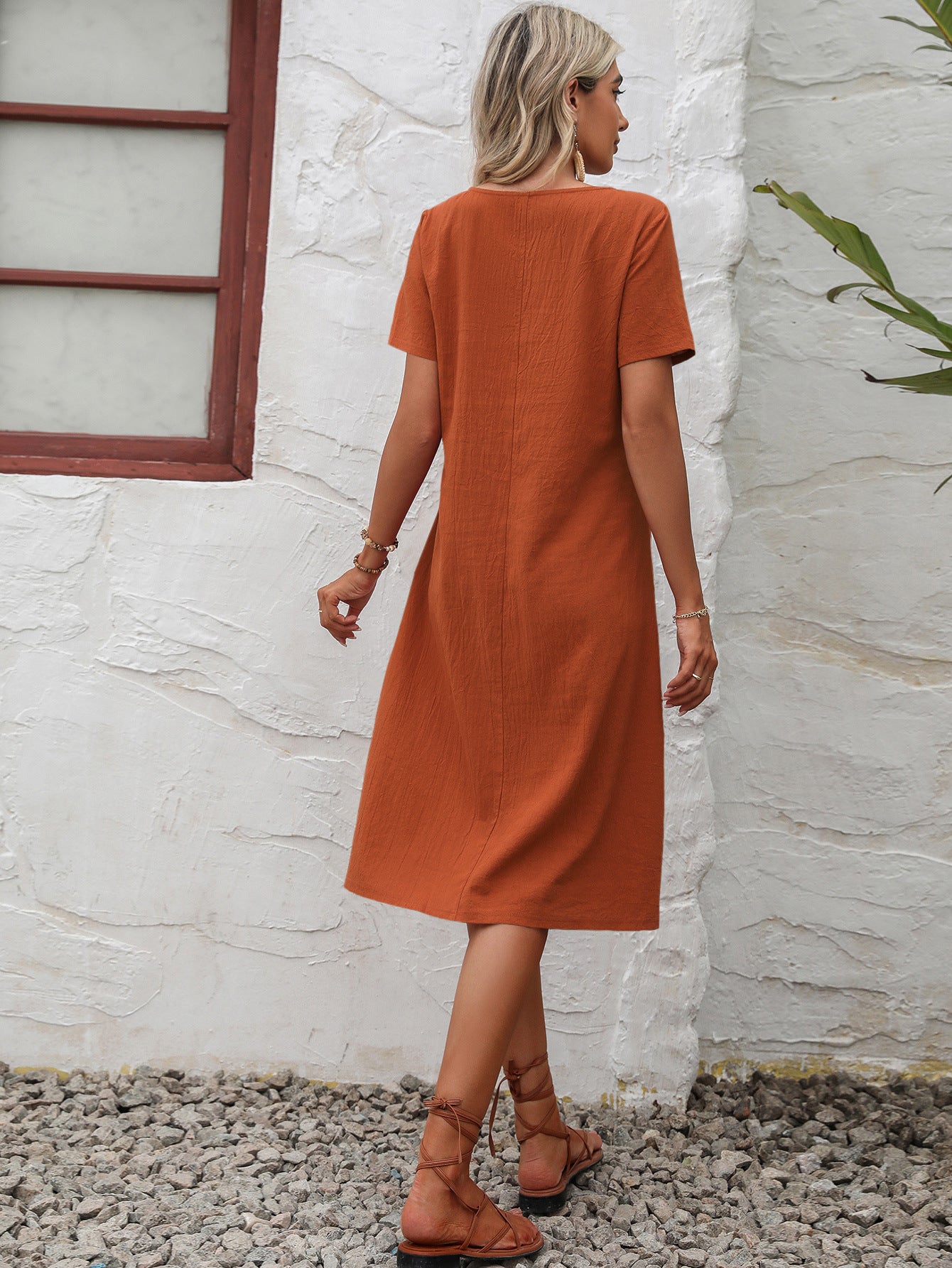 Ivy Lane Round Neck Short Sleeve Dress with Pockets - The Goddess Galleries