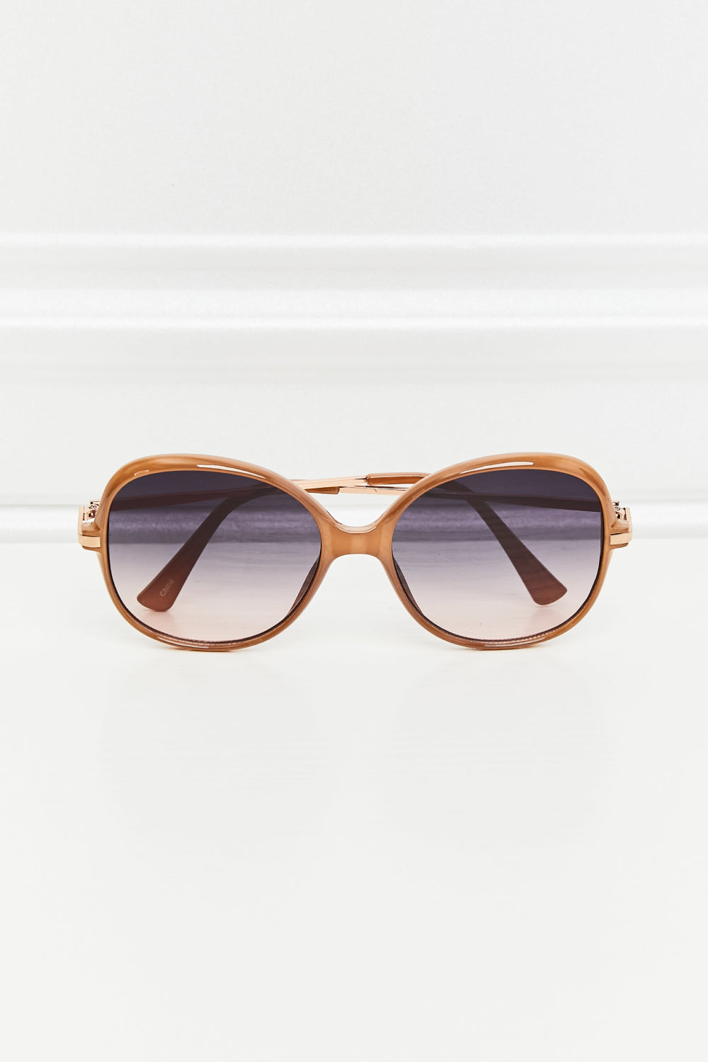 Metal-Plastic Hybrid Full Rim Sunglasses - The Goddess Galleries
