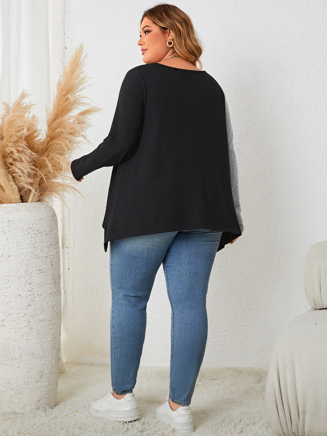 Honey Plus Size Contrast Notched Neck T-Shirt - The Goddess Galleries