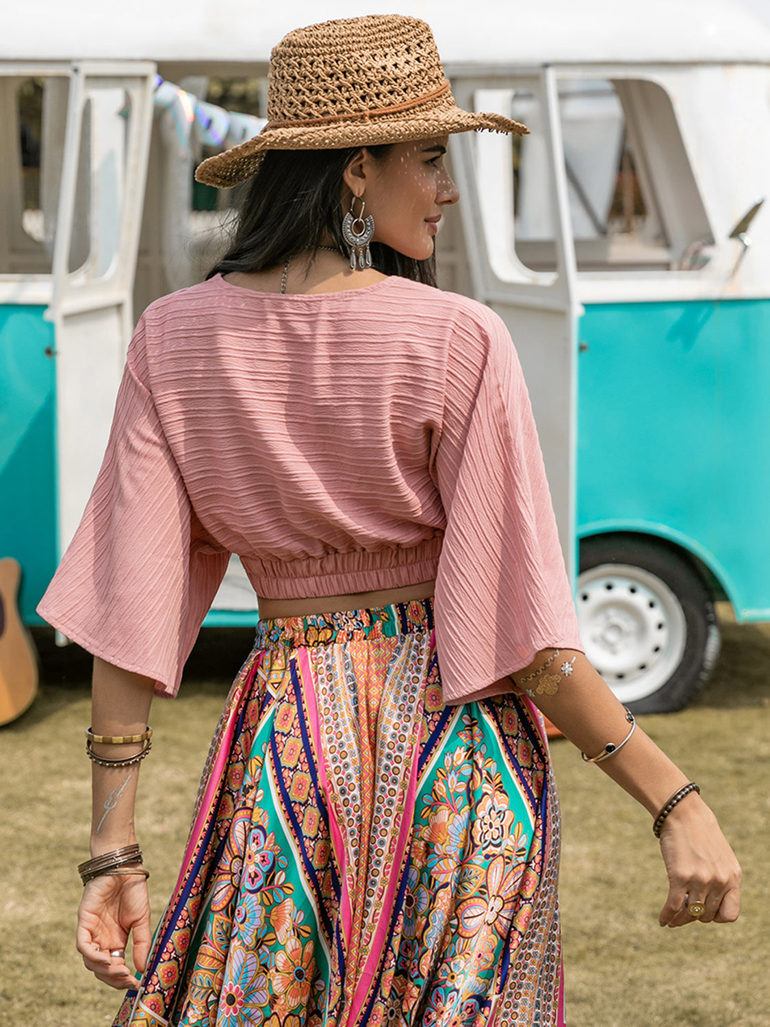 Textured V-Neck Crop Top - The Goddess Galleries