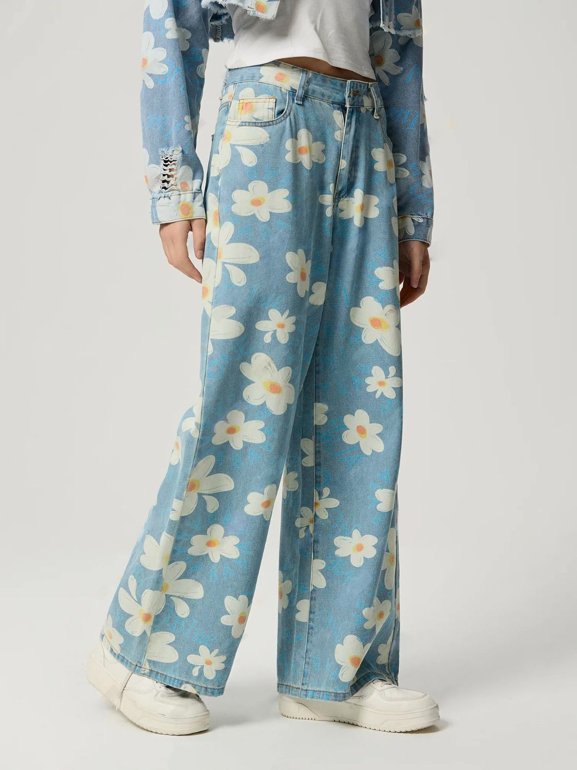 Pocketed Floral Wide Leg Jeans - The Goddess Galleries