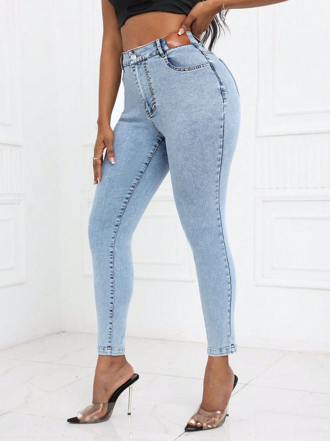 High Waist Skinny Jeans with Pockets - The Goddess Galleries
