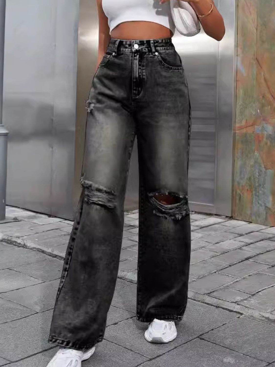 Distressed Wide Leg Jeans with Pockets - The Goddess Galleries