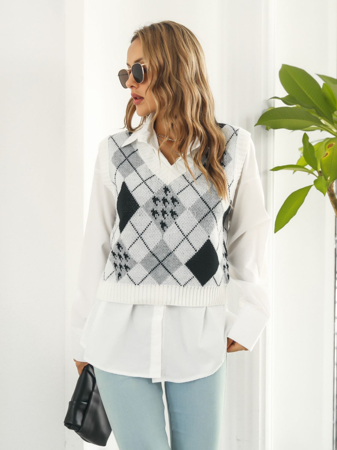 V-Neck Plaid Sweater Vest - The Goddess Galleries