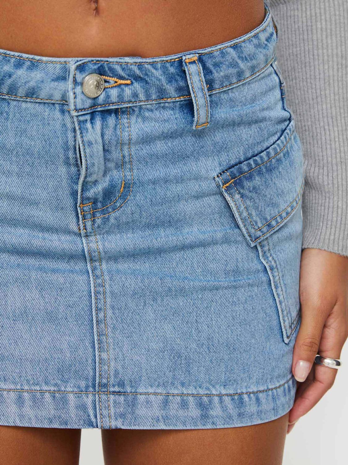 Mini Cargo Denim Skirt with Pockets - The Goddess Galleries