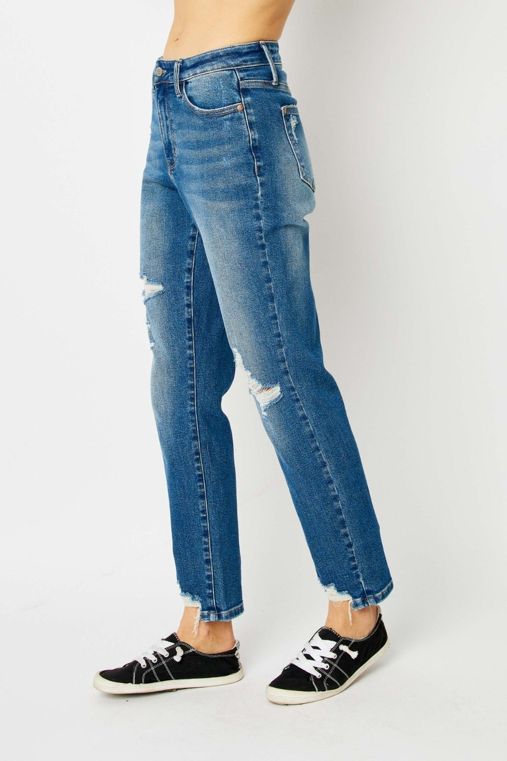 Judy Blue Full Size Queen Of Hearts Coin Pocket BF Jeans - The Goddess Galleries