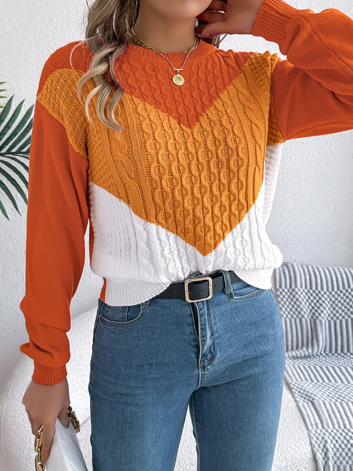 Contrast Round Neck Long Sleeve Sweater - The Goddess Galleries