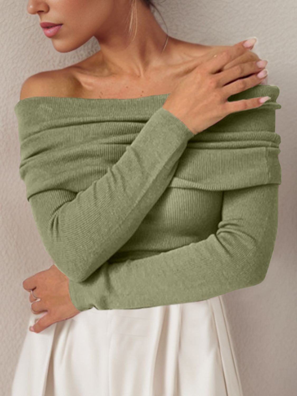 Off-Shoulder Long Sleeve Sweater - The Goddess Galleries