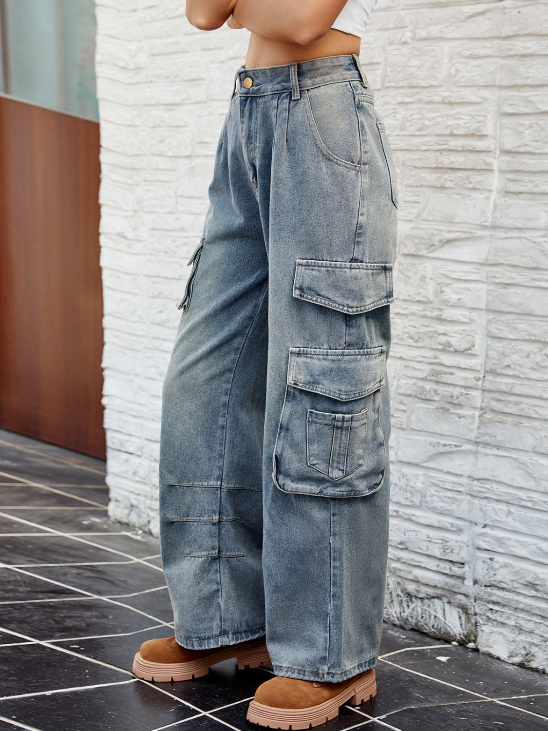 Washed Jeans with Pockets - The Goddess Galleries