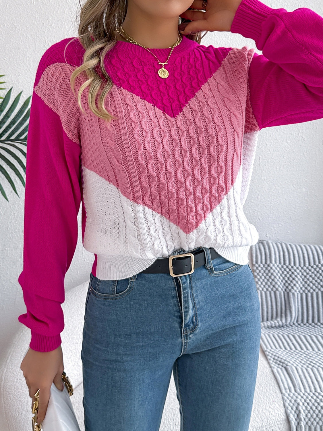 Contrast Round Neck Long Sleeve Sweater - The Goddess Galleries