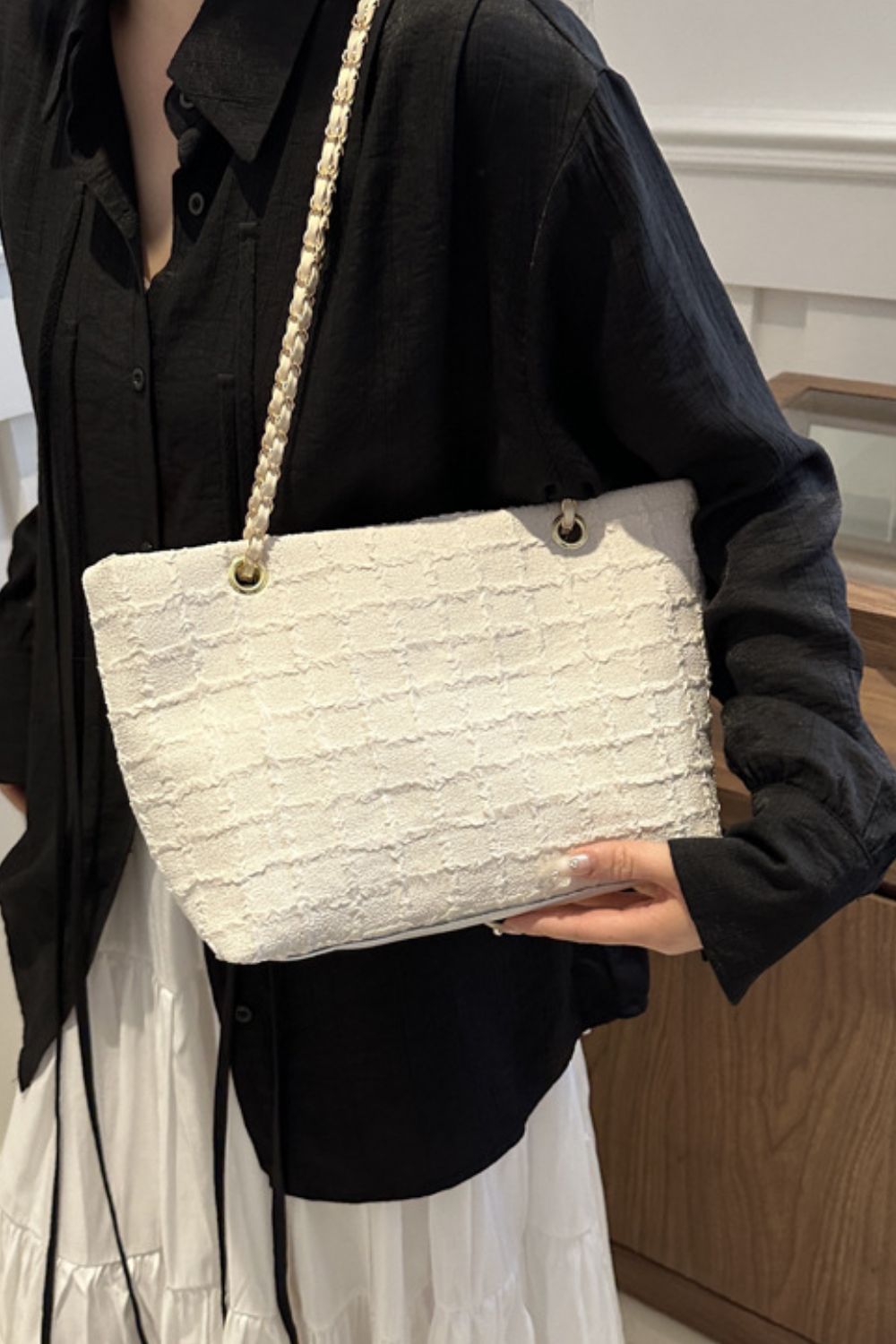 Polyester Texture Chain Tote bag - The Goddess Galleries