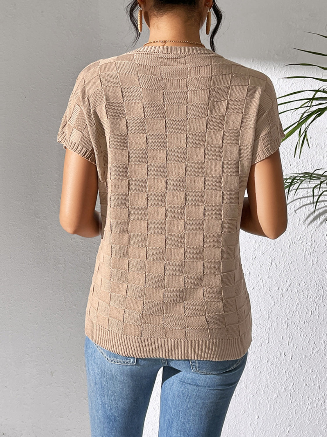 Round Neck Short Sleeve Knit Top - The Goddess Galleries