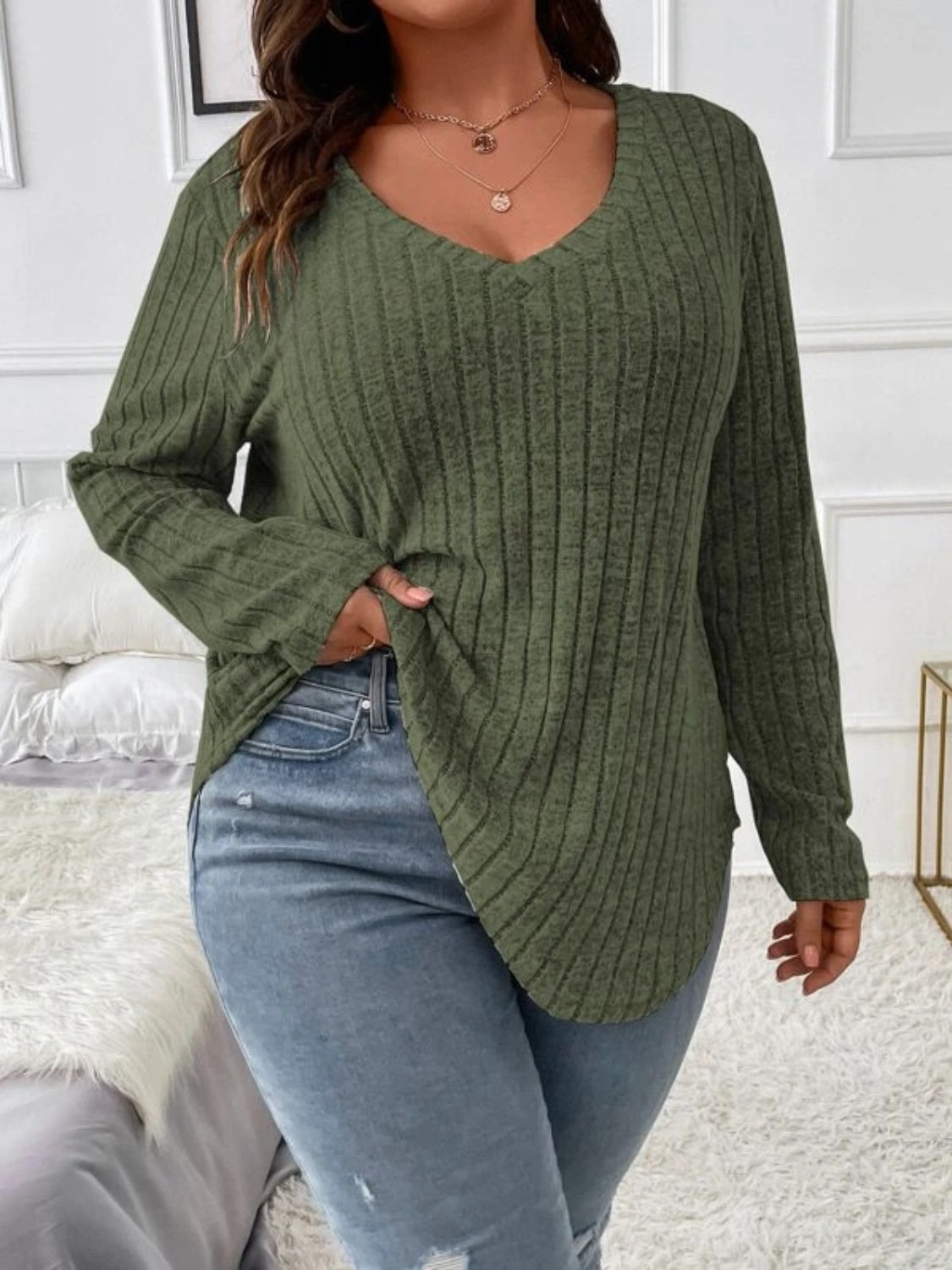 Plus Size V-Neck Long Sleeve T-Shirt - The Goddess Galleries