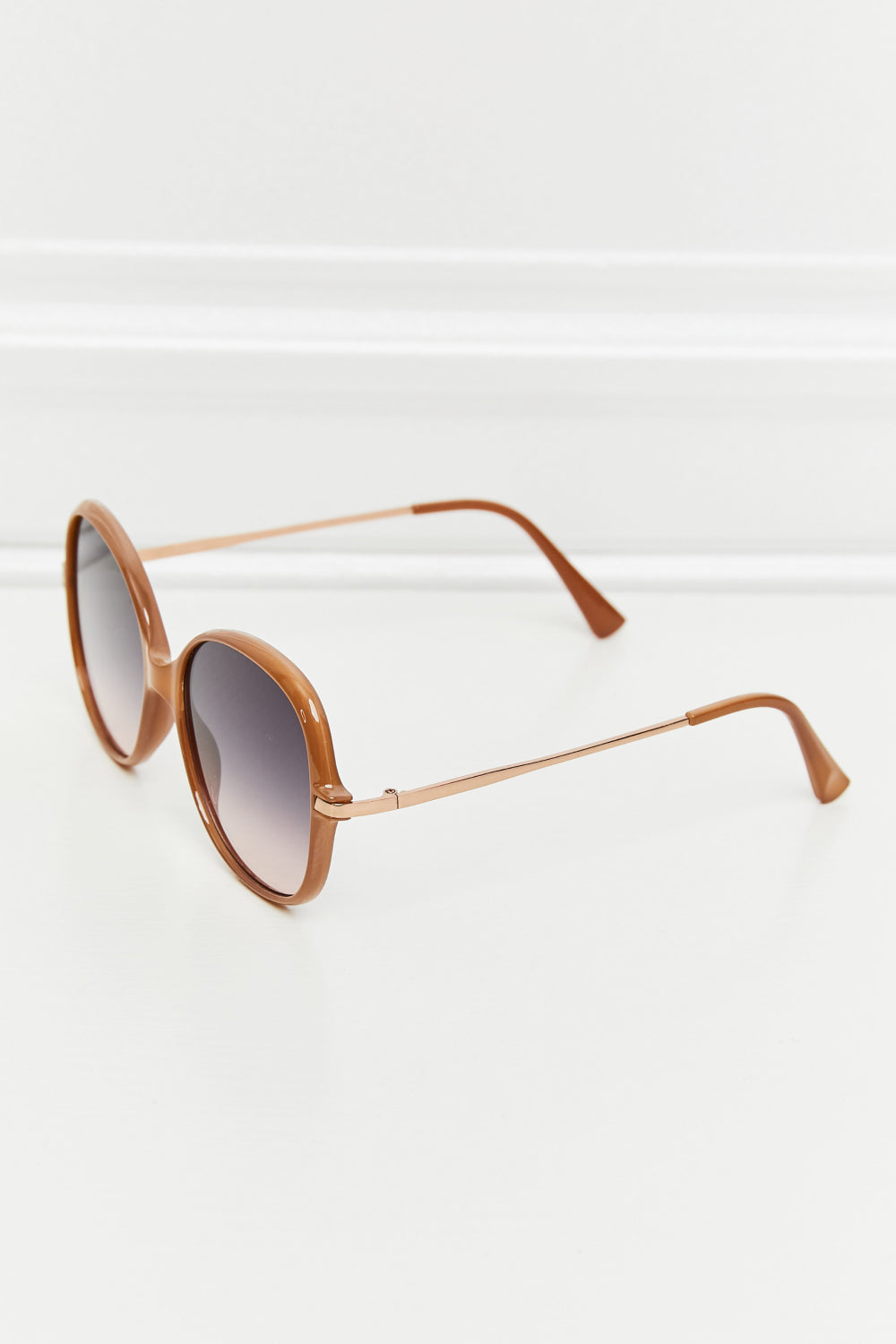Metal-Plastic Hybrid Full Rim Sunglasses - The Goddess Galleries