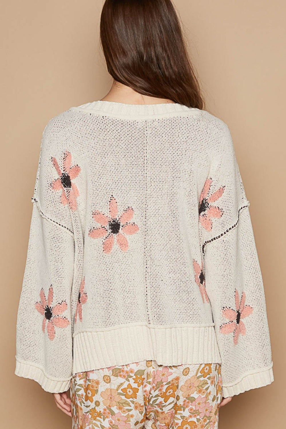 POL V-Neck Floral Pattern Chenille Sweater - The Goddess Galleries