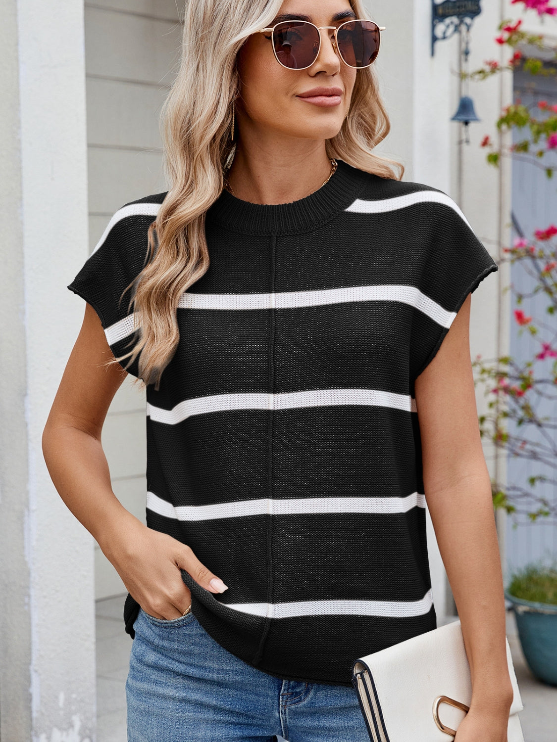 Exposed seam Contrast Striped Round Neck Knit Top - The Goddess Galleries