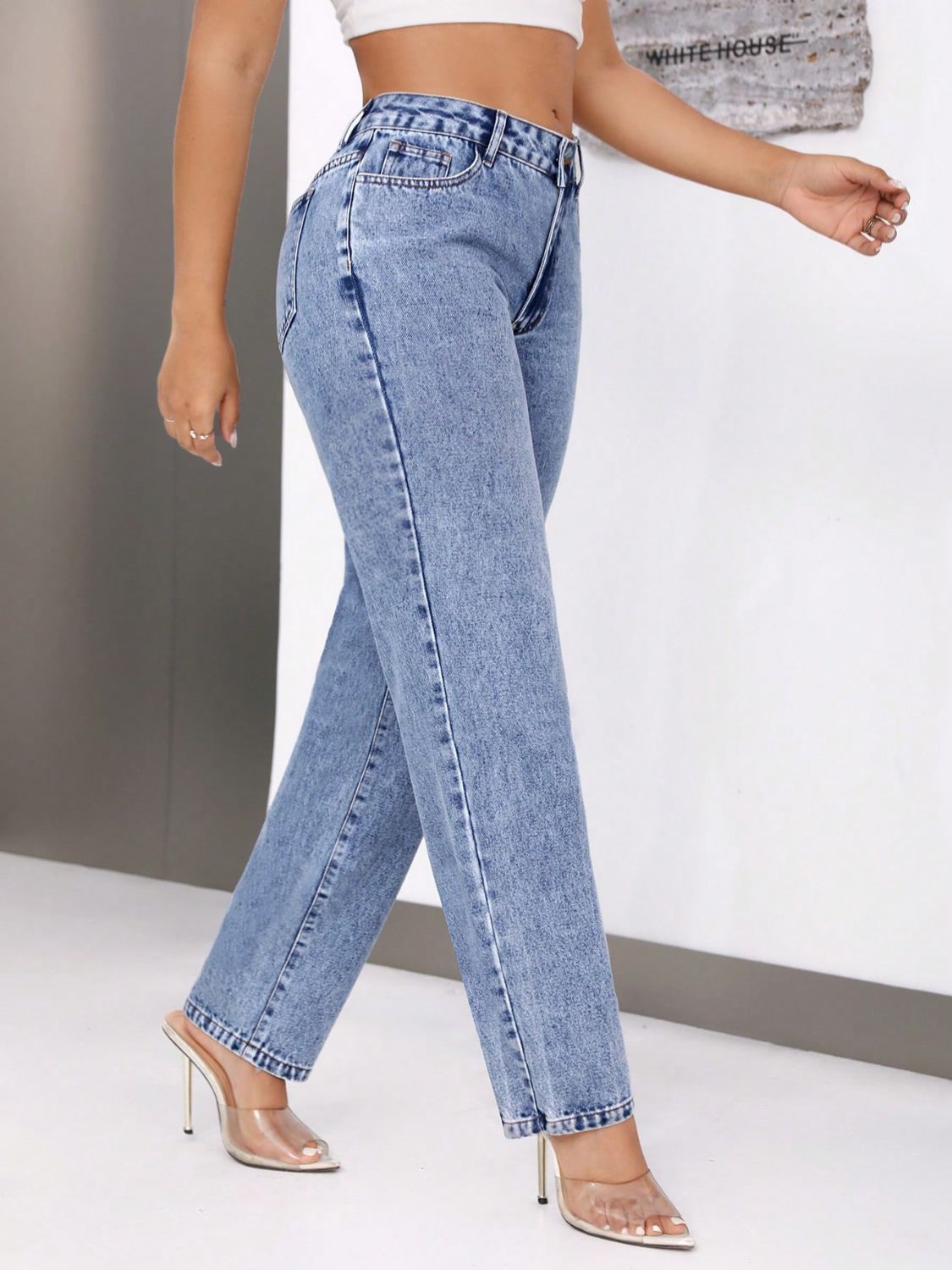 Mid-Rise Waist Jeans with Pockets - The Goddess Galleries