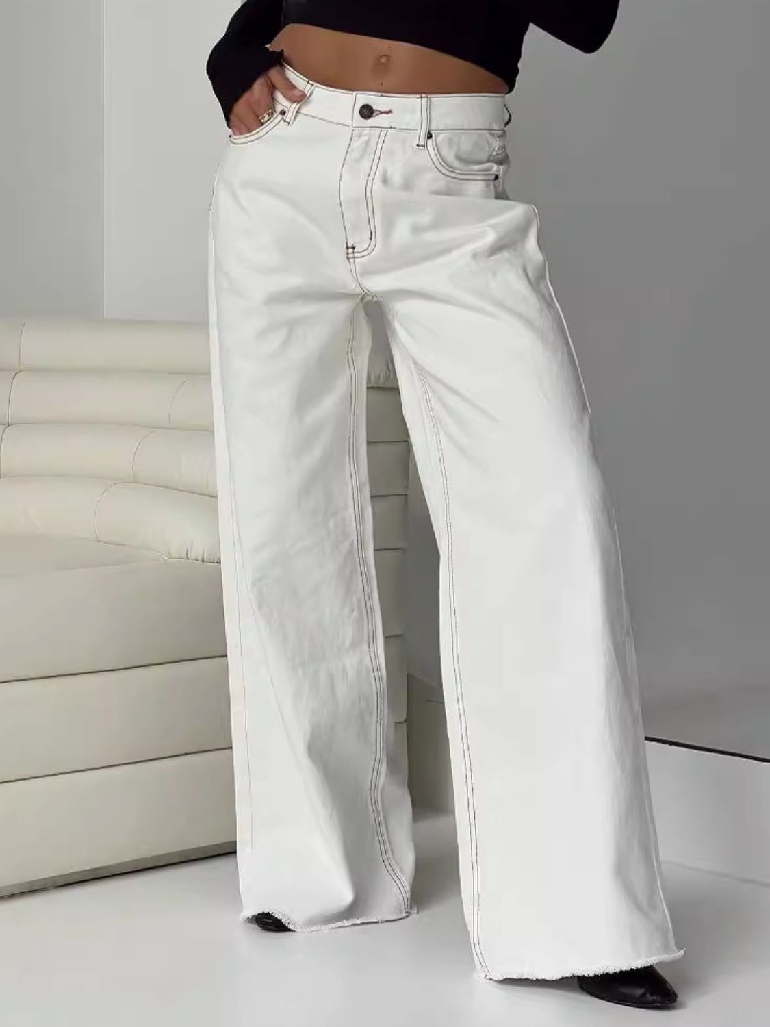 Wide Leg Jeans with Pockets - The Goddess Galleries