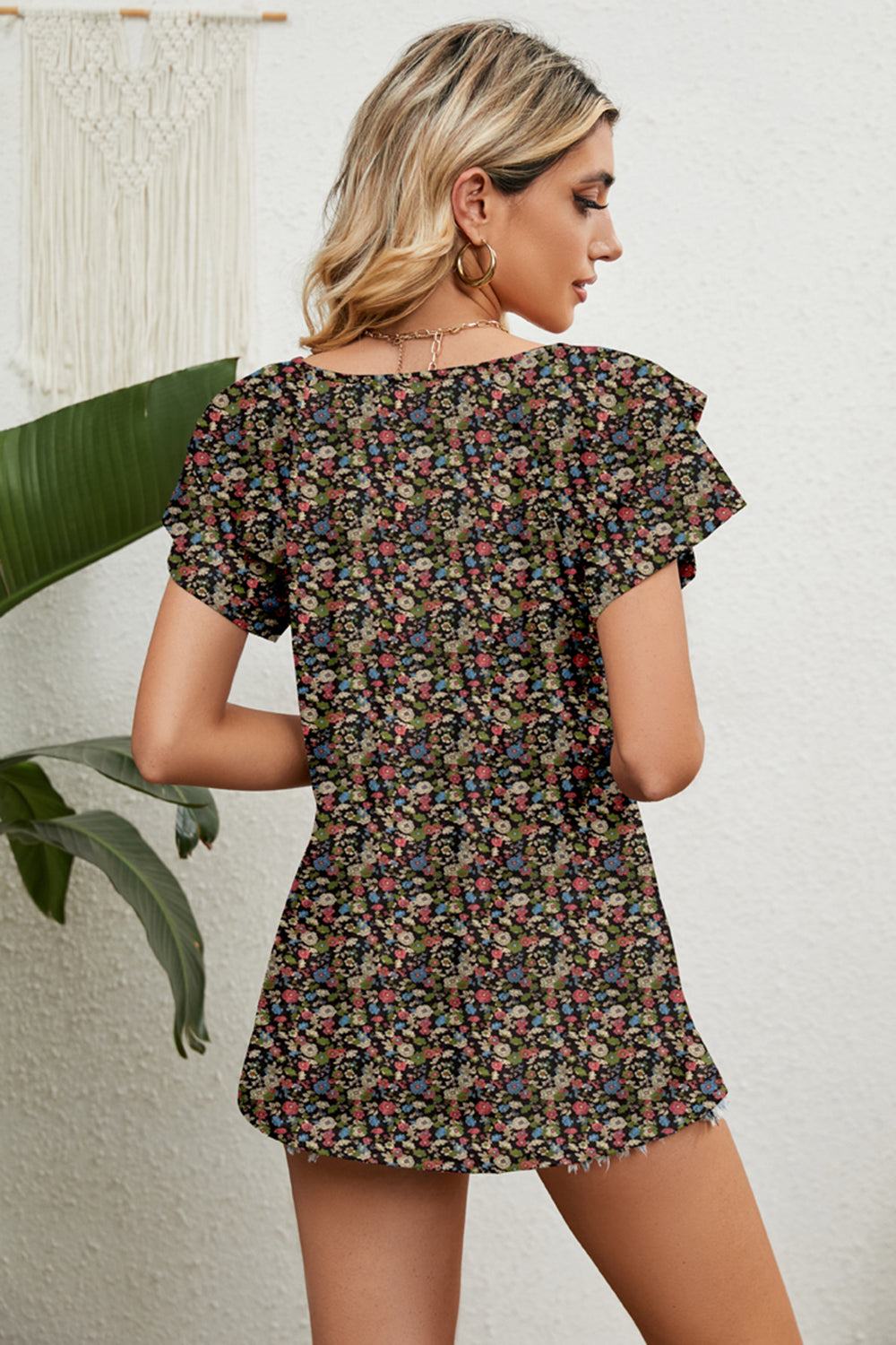 V-Neck Short Sleeve Blouse - The Goddess Galleries