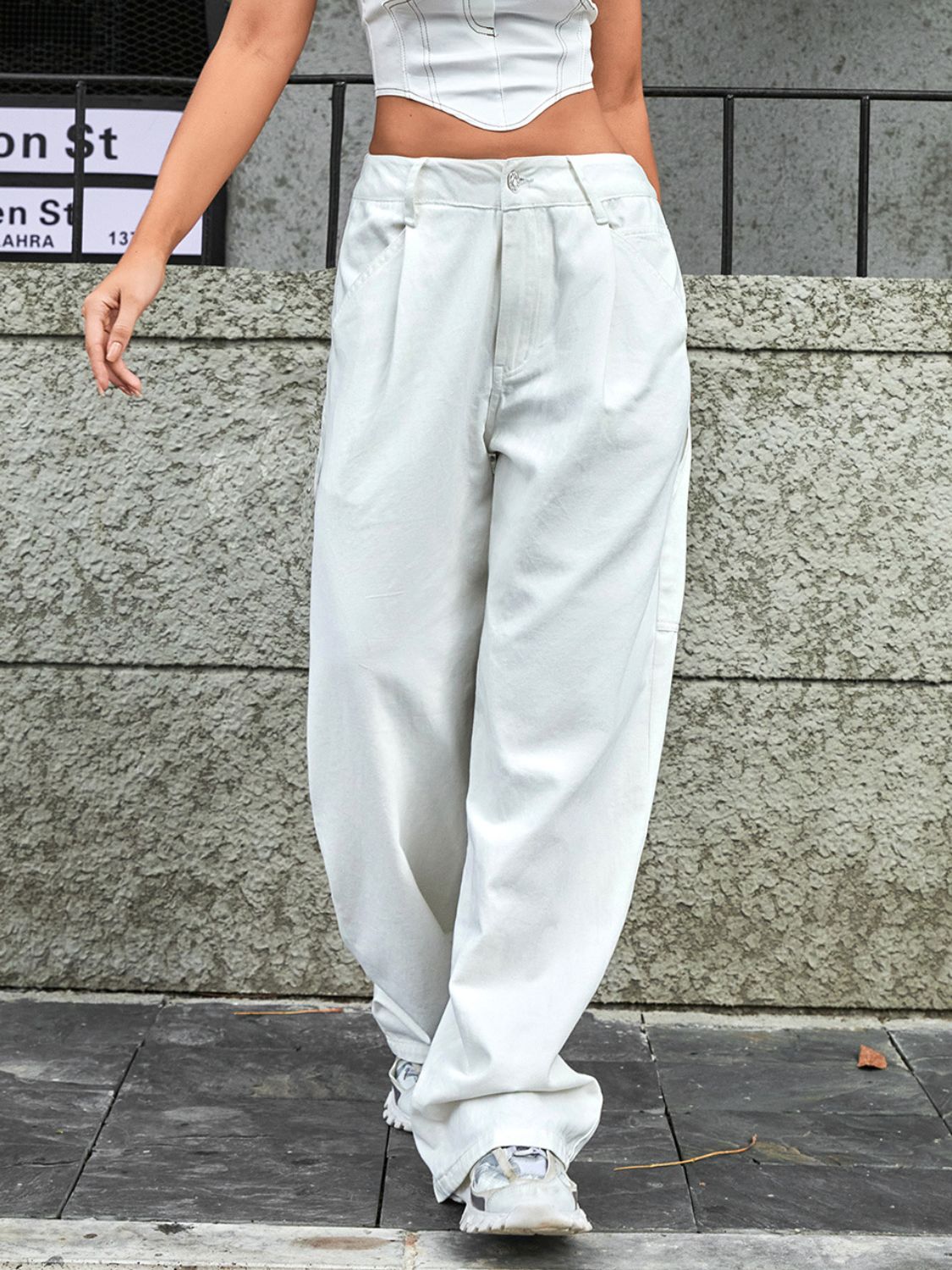 Wide Leg Jeans with Pockets - The Goddess Galleries