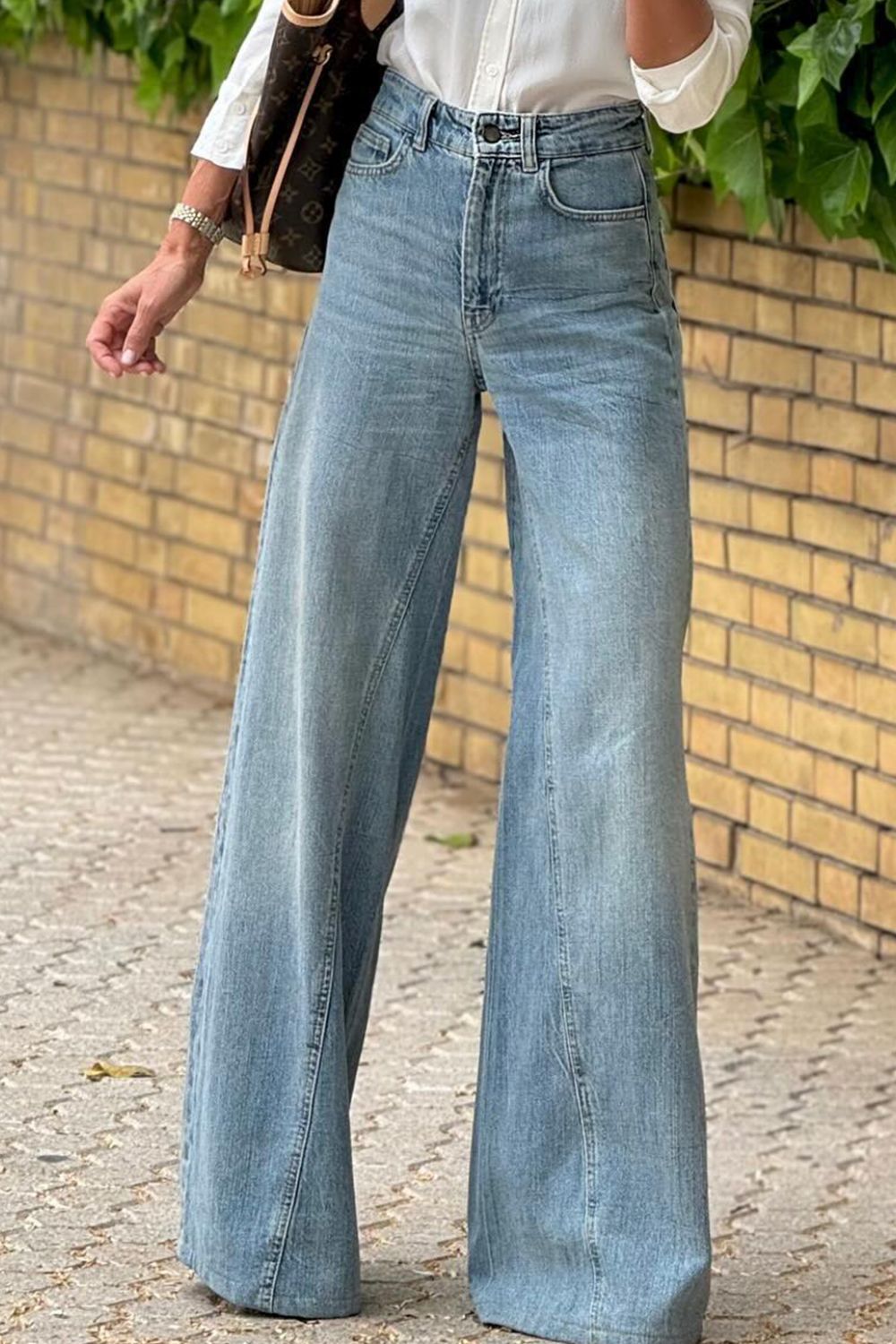 Wide Leg Jeans with Pockets - The Goddess Galleries