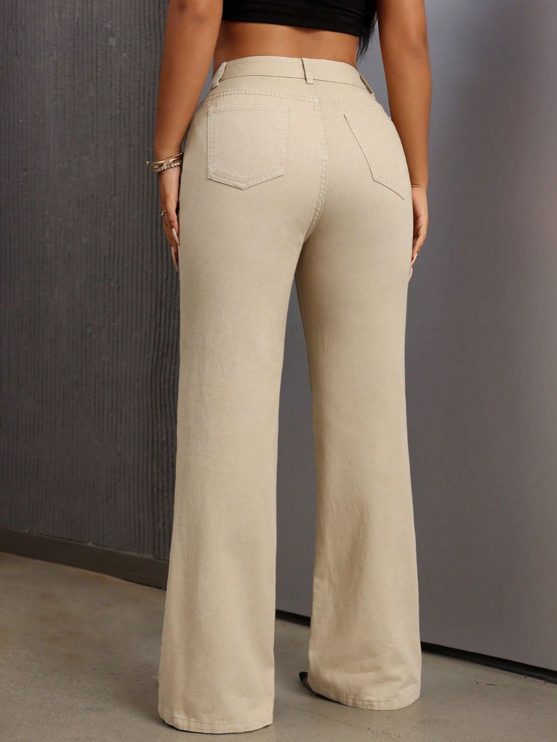 Bootcut Jeans with Pockets - The Goddess Galleries