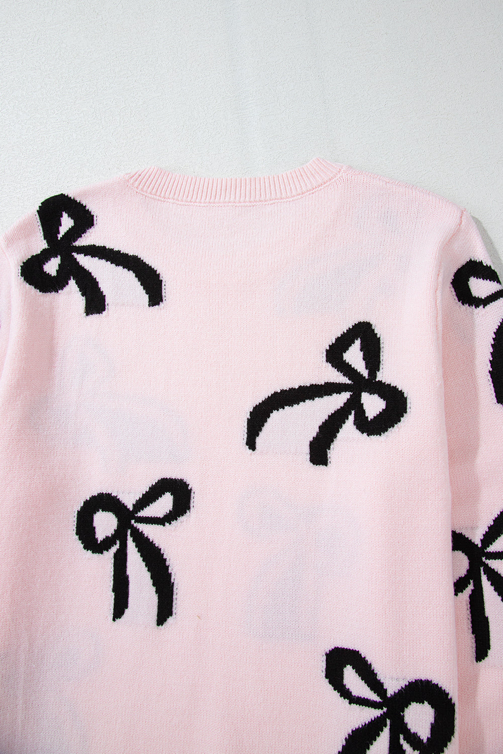 Bow Pattern Round Neck Loose Fit Sweater - The Goddess Galleries