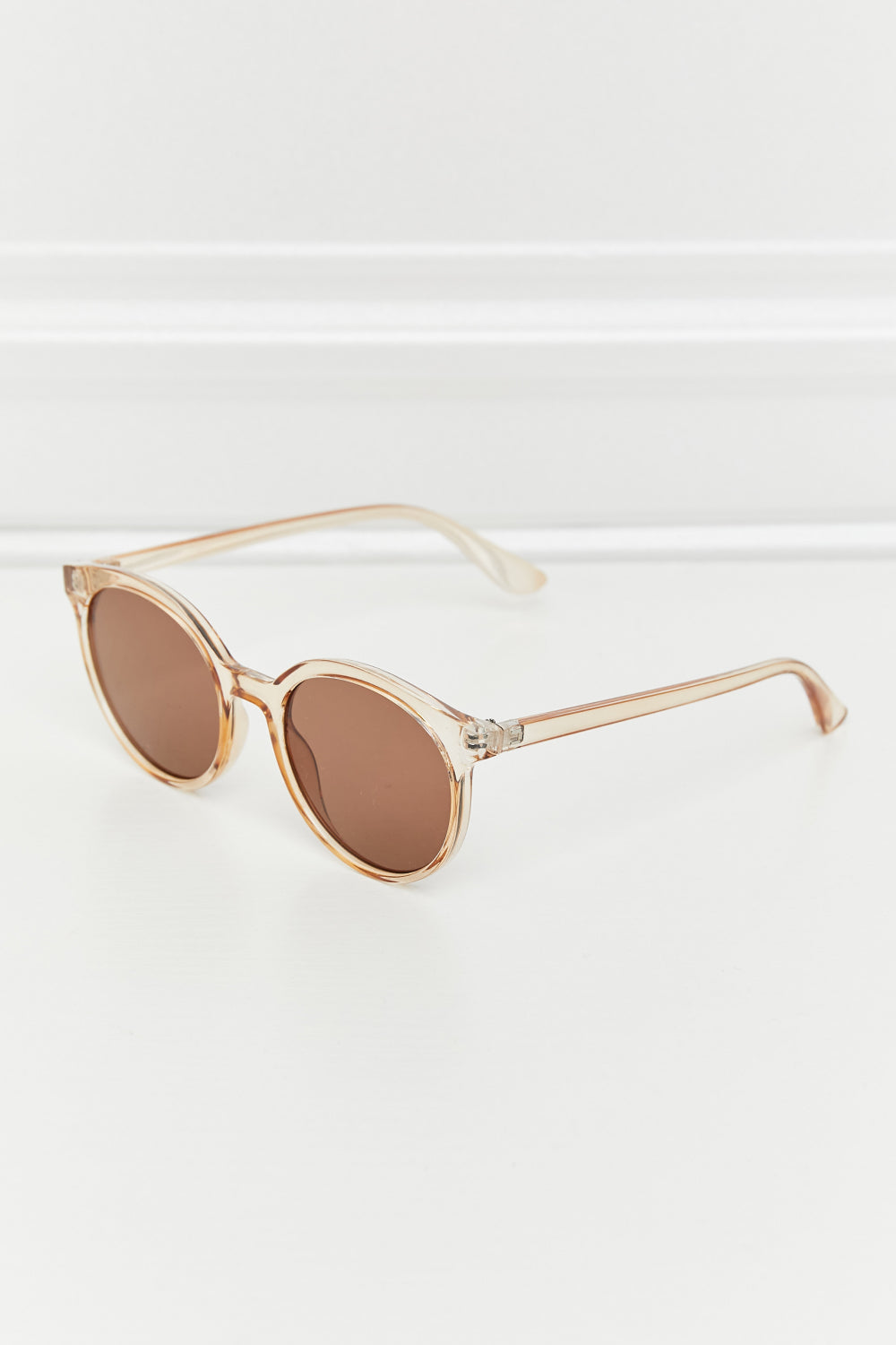 Round Full Rim Polycarbonate Frame Sunglasses - The Goddess Galleries
