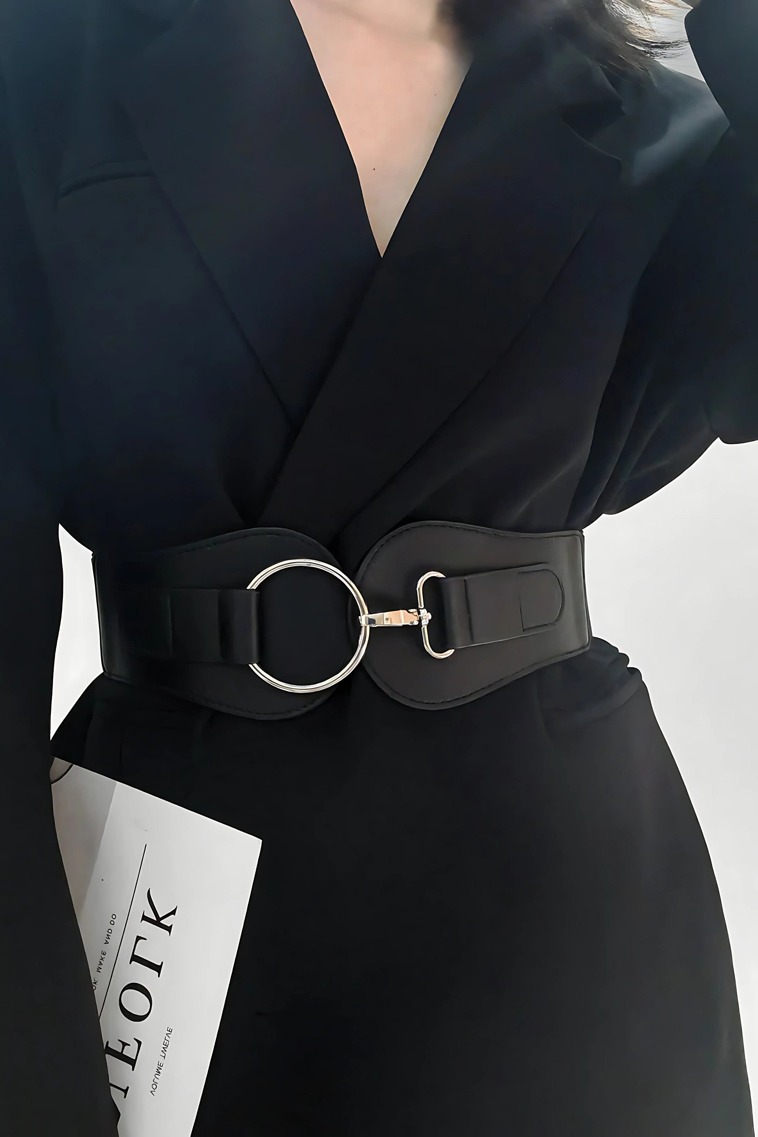 Chic Styles: Trendy Women's Belts for Every Occasion - The Goddess Galleries