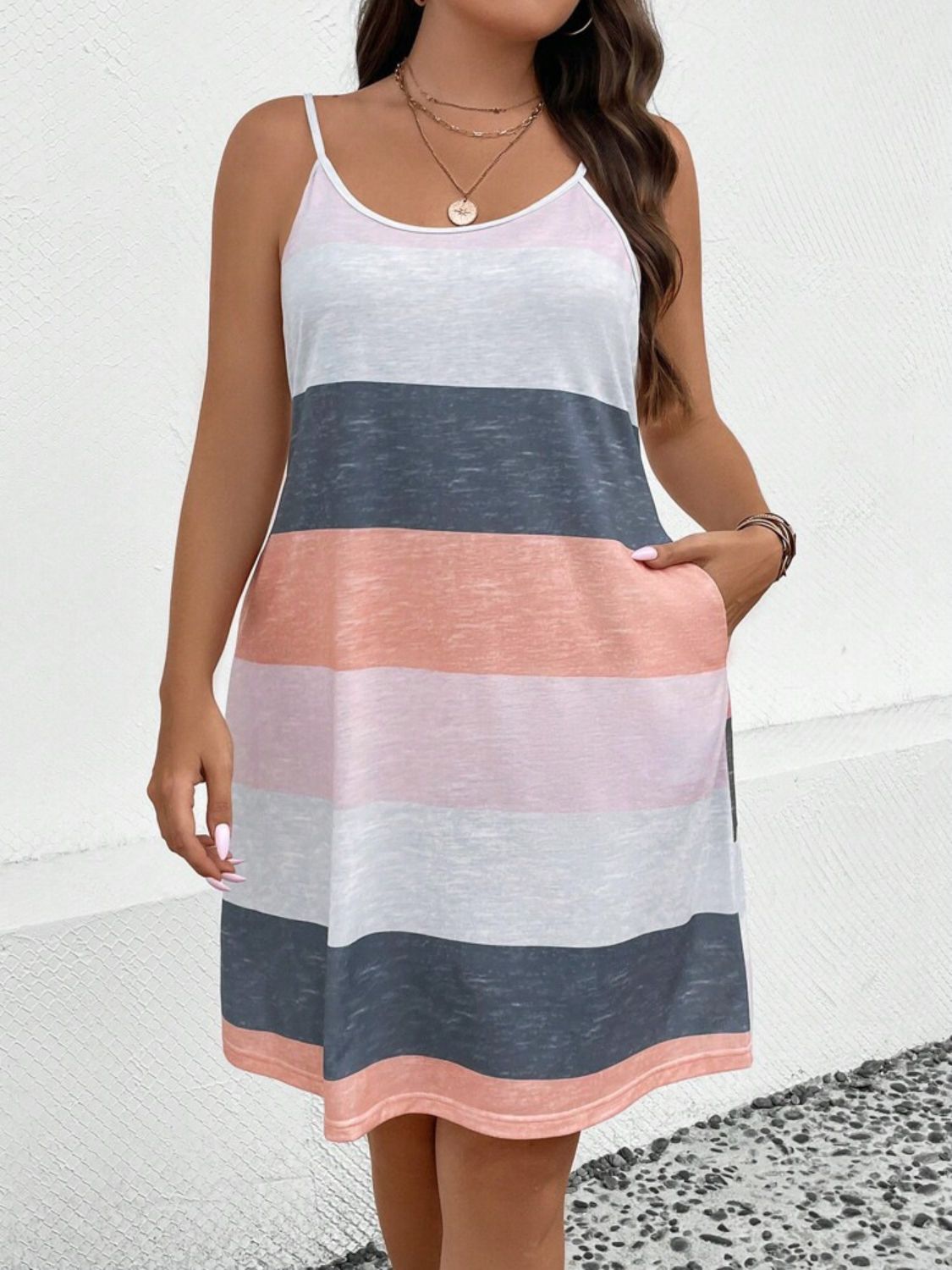 Plus Size Color Block Scoop Neck Mini Dress - The Goddess Galleries
