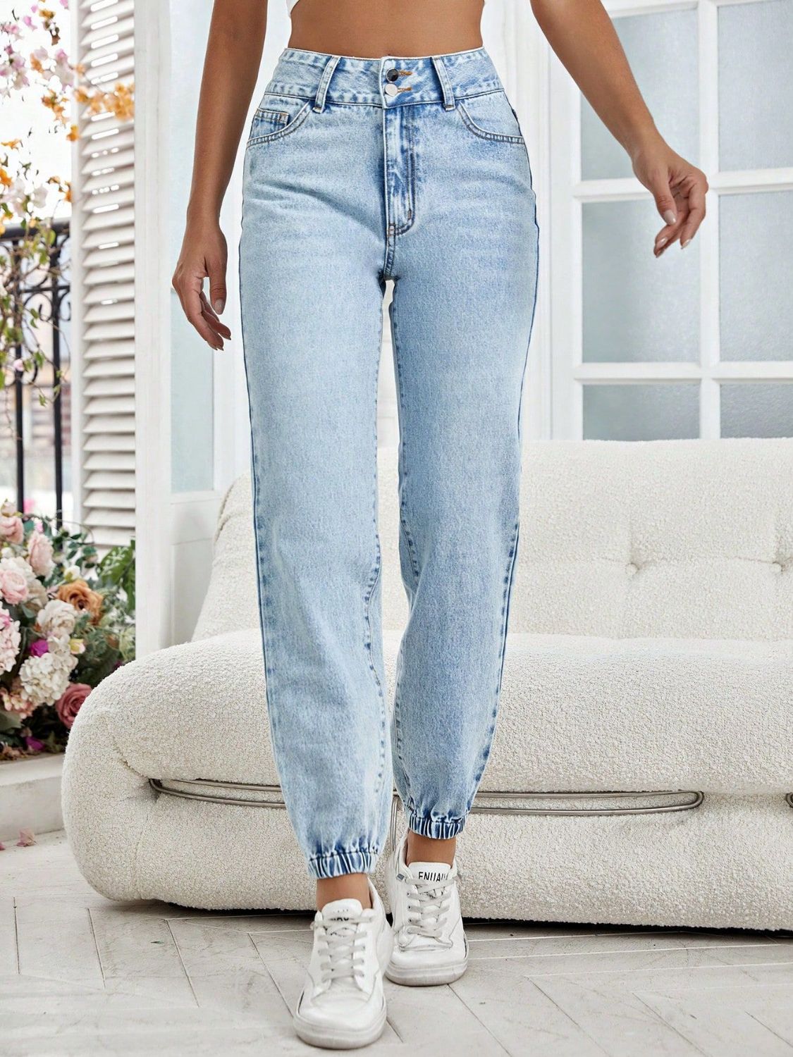 High Waist Jeans with Pockets - The Goddess Galleries