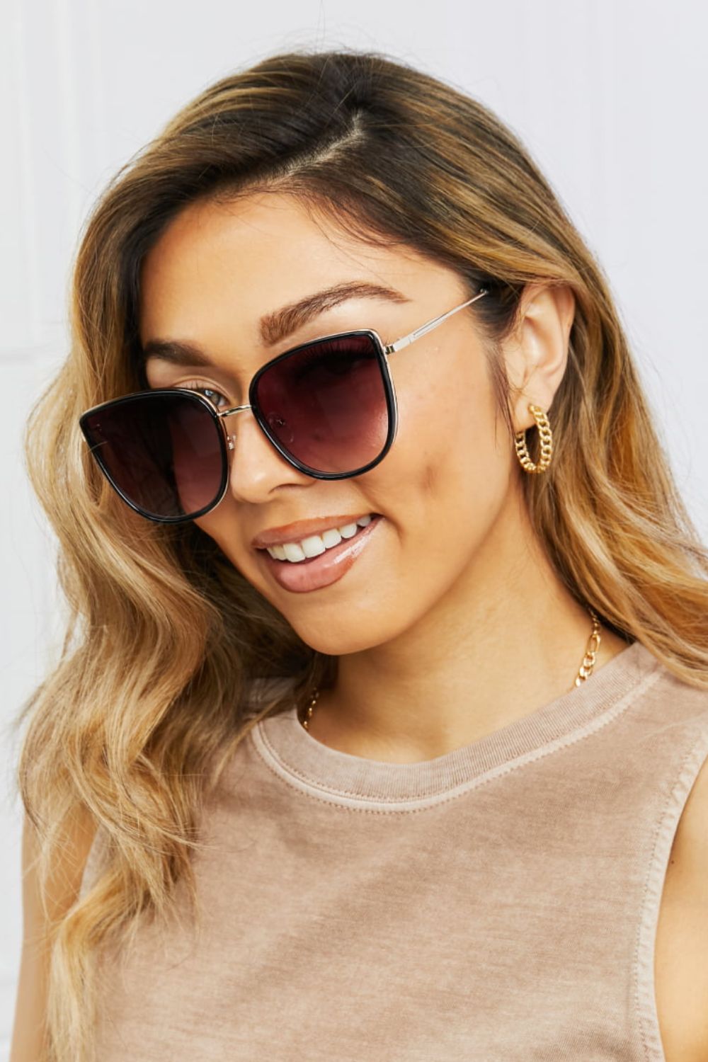 Full Rim Metal-Plastic Hybrid Frame Sunglasses - The Goddess Galleries
