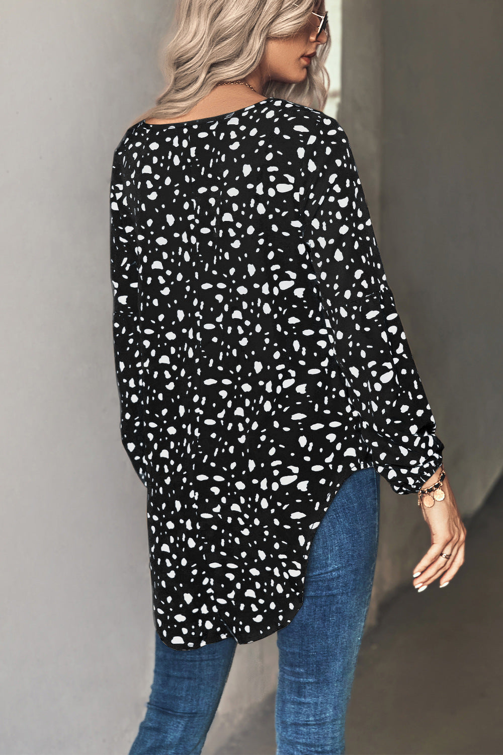 Animal Print V-Neck High-Low Blouse - The Goddess Galleries