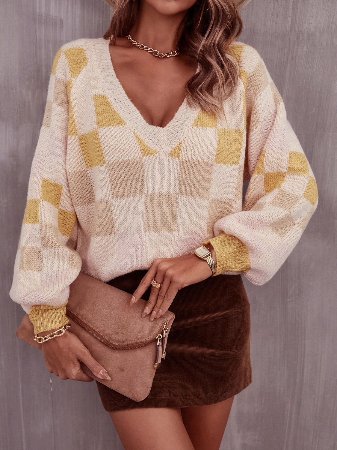 Angel Wings Checkered V-Neck Lantern Sleeve Sweater - The Goddess Galleries